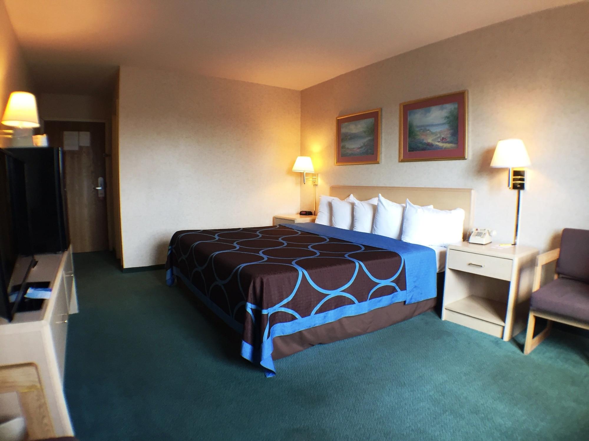 Super 8 By Wyndham Canandaigua Exterior photo