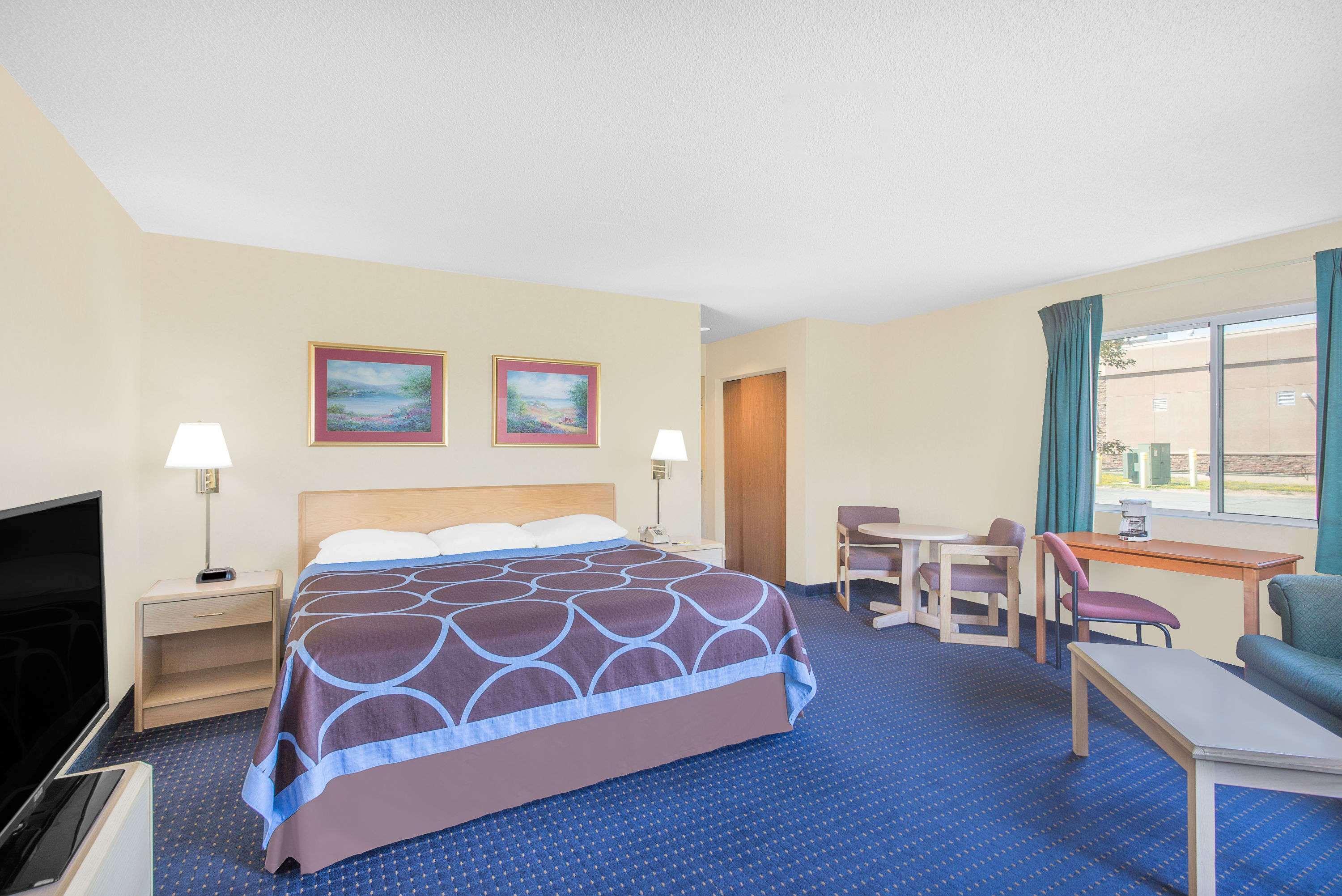 Super 8 By Wyndham Canandaigua Exterior photo